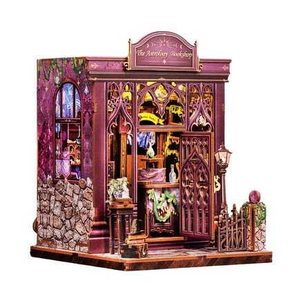 Miniaturowy domek mini Book Nook Astrologia szczęścia
